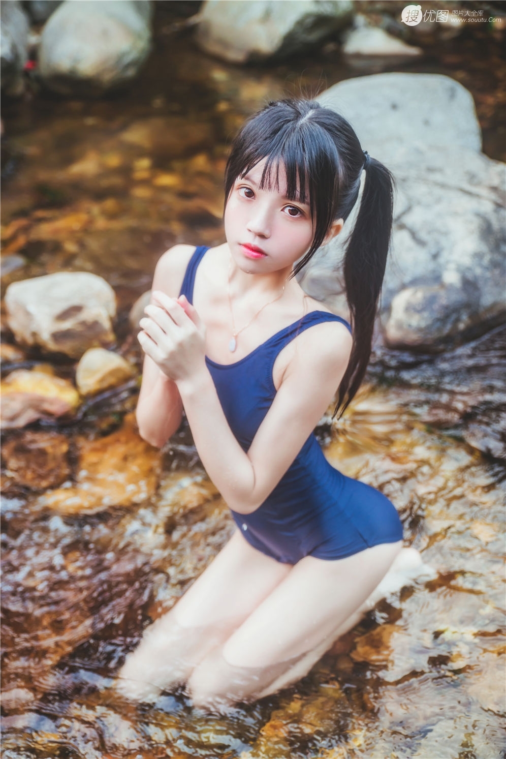 超正死库水双马尾美少女性感湿身写真 