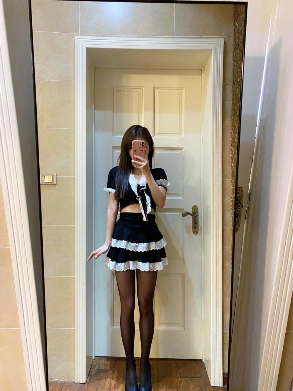 丝袜美女就是阿朱啊制服诱惑写真 