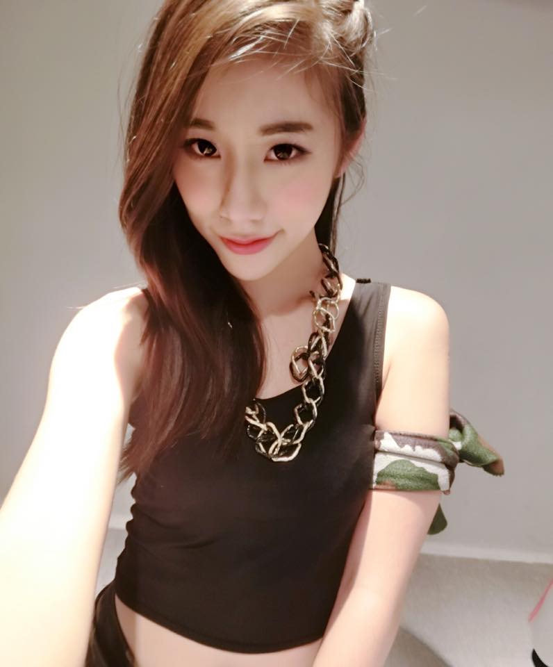 身材苗条的美女林倩宇Amber摄影图片合辑 