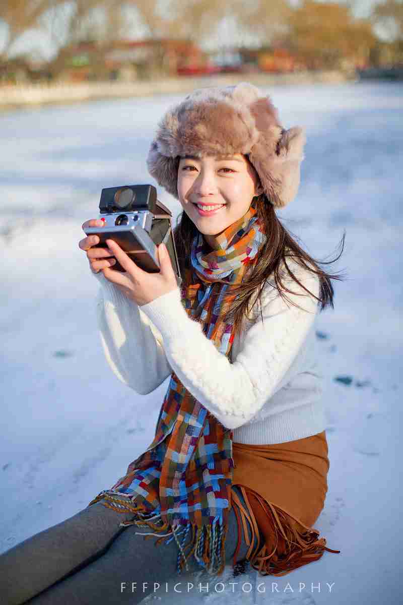 漂亮女模特妲己花瓣浴室性感写真图片 