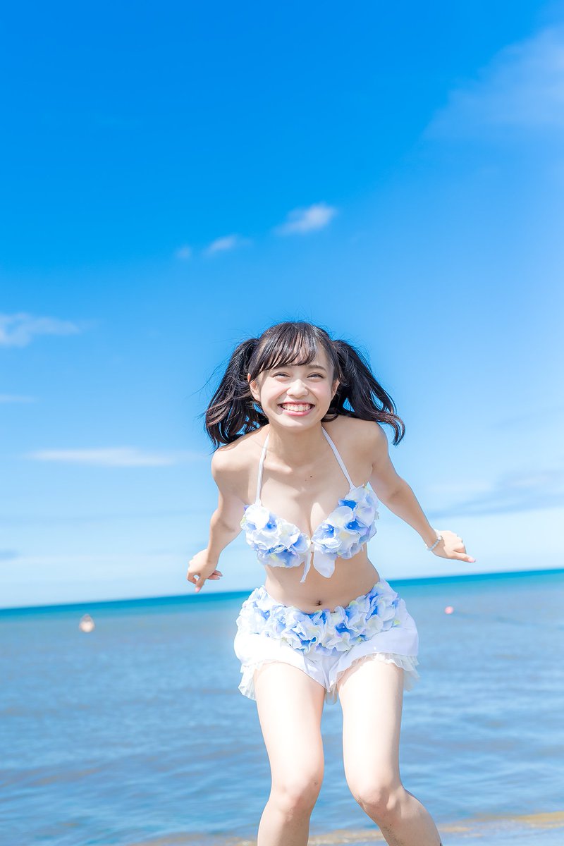 日本美少女手塚せいあ海边比基尼写真 