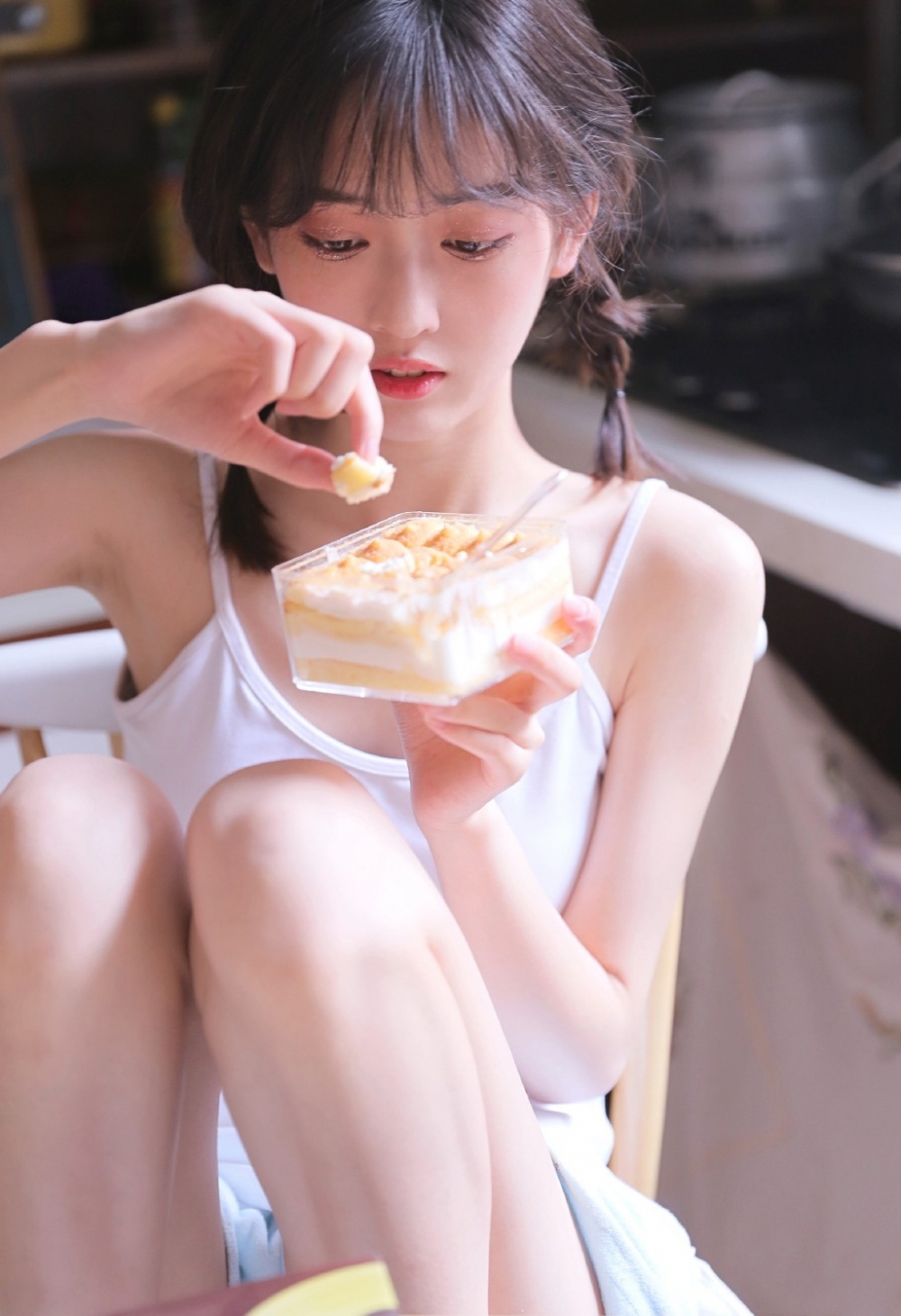 甜食系美女性感居家写真 