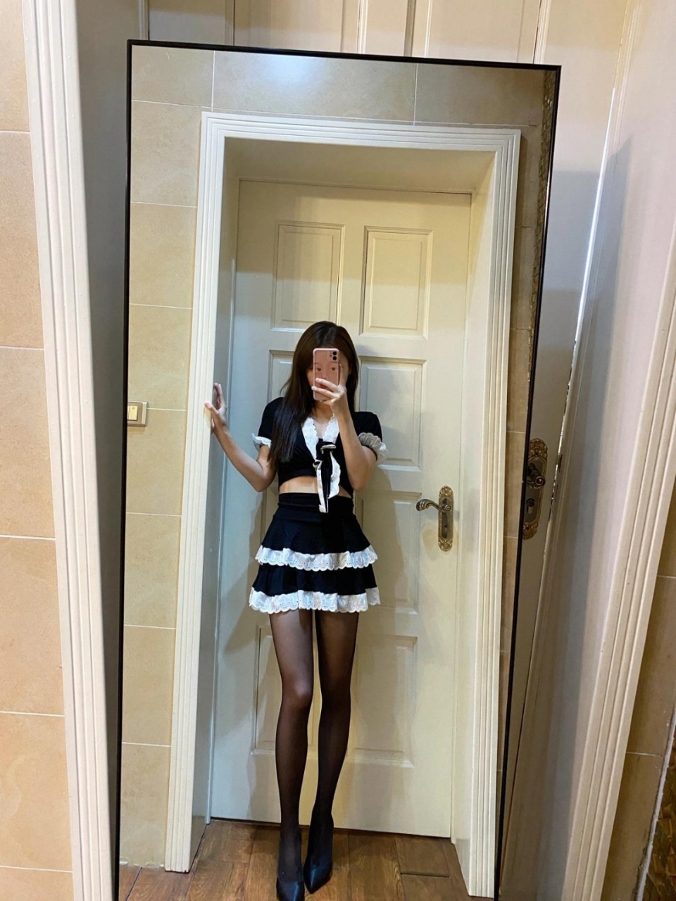 丝袜美女就是阿朱啊制服诱惑写真 