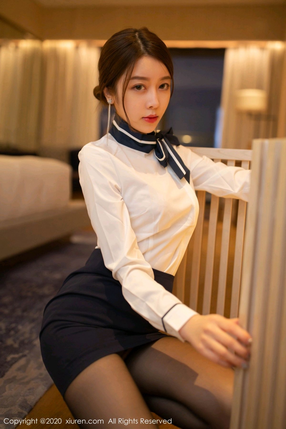 美女夏诗雯Sally情趣黑丝制服人体艺术 