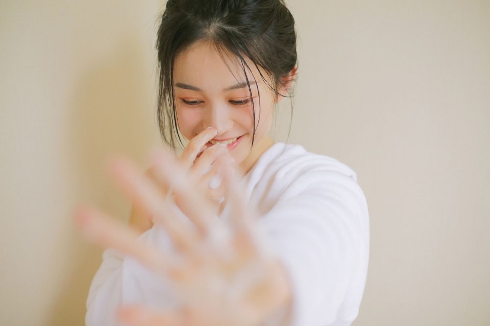 邻家洗澡美女出浴性感写真 