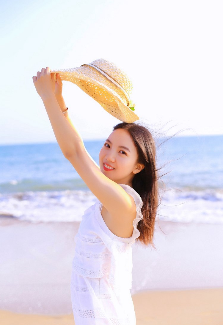 日本御姐女神比基尼性感写真图片 